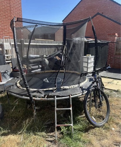 Can deliver 10ft - deliver, trampoline